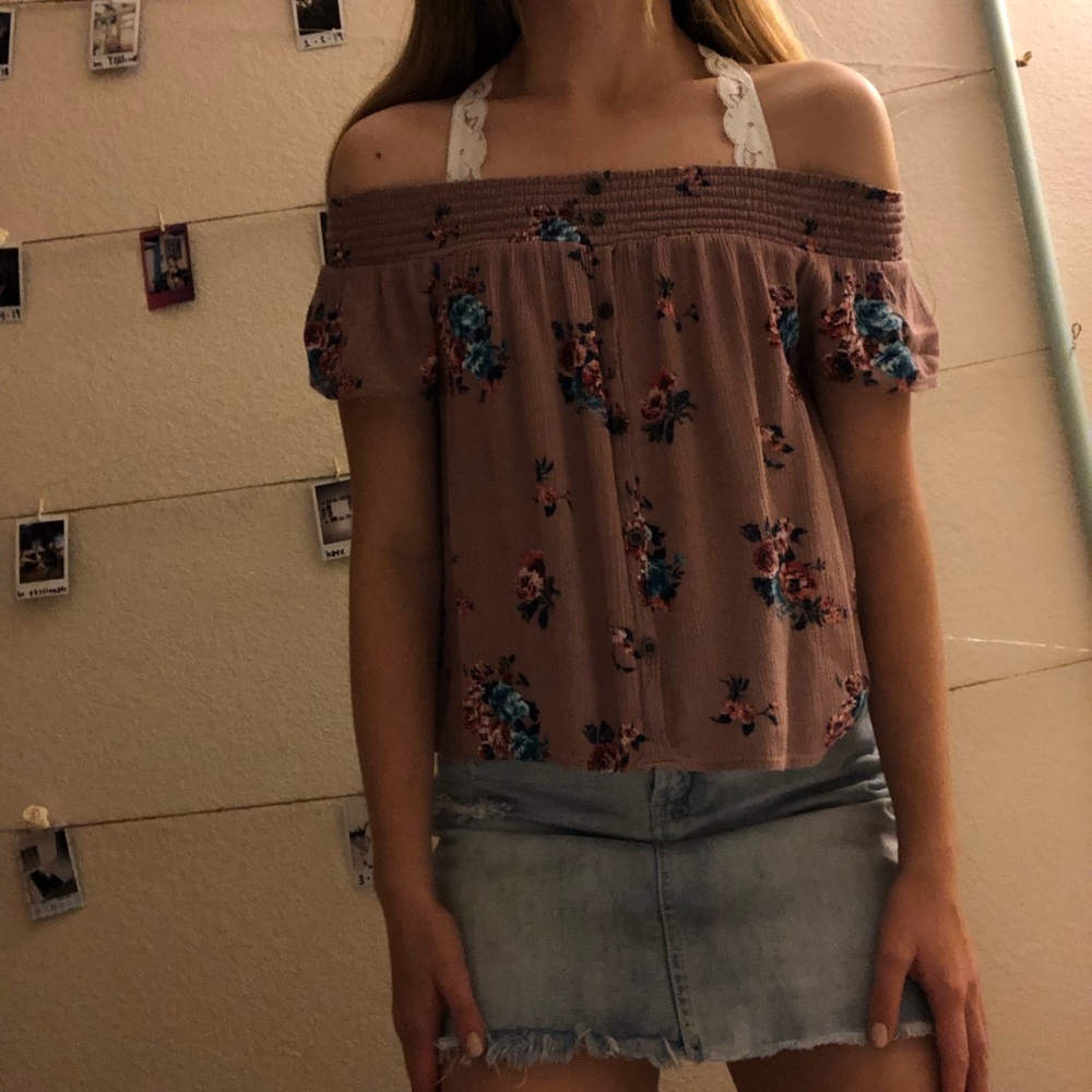 off the shoulder blouse - Picture 2 of 2